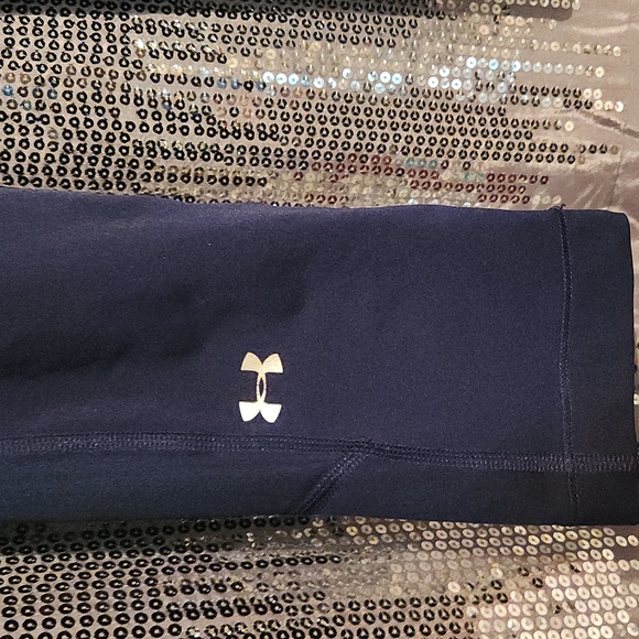 ⭐️UNDER ARMOUR LEGGINGS - Picture 3 of 3